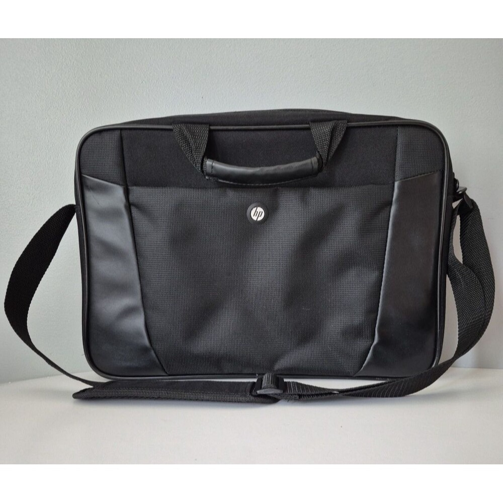 HP Executive 15.6 IN Black Nylon Top Load Zip Top Laptop Notebook Carrying Case